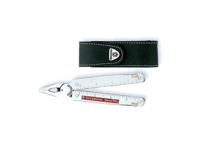 Pince Swisstool Victorinox 12 pièces + étui cuir